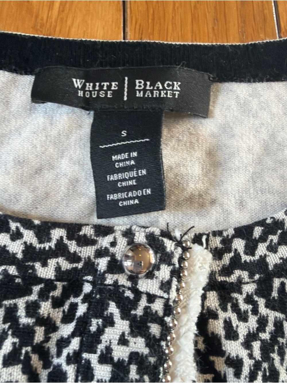 White House Black Market Button Front Cardigan Sweater Size Small 3/4 Sleeve - Picture 3 of 6